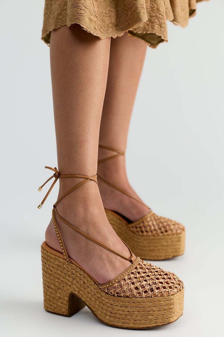 Vicenza Melissa Woven Platform Sandals in Boho Beige